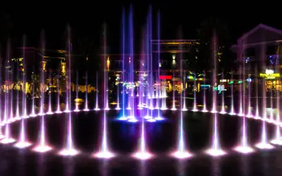 Click to open Things To Do & Attractions page.