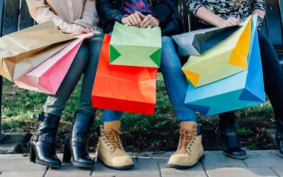 Click to open Outlets & Shopping page.