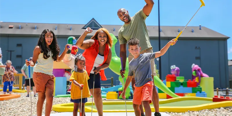 Toy Box Mini Golf