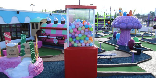 Best Mini Golf Courses Across the Country: Click to visit page.