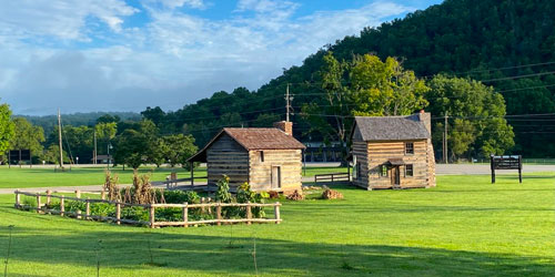 Spring in the Smoky Mountains Heritage Center
