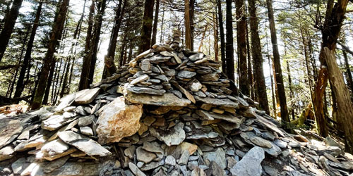 The rock cairn at the summit of Mt. LeConte The rock cairn at the summit of Mt. LeConte