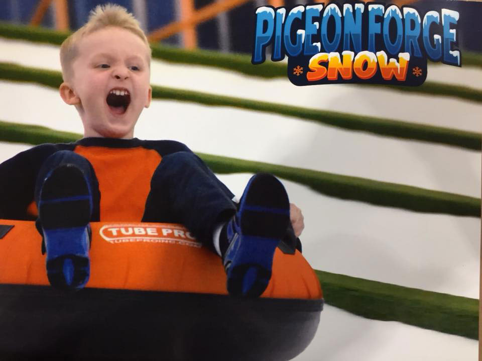 Pigeon Forge Snow | Year Round Snow Tubing In Pigeon Forge, TN