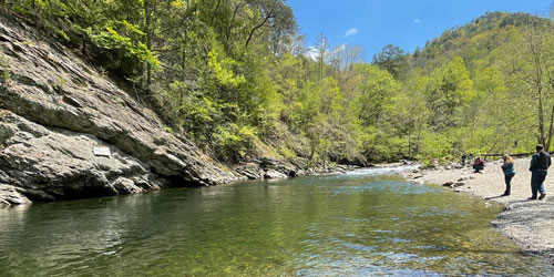 Top 5 Swimming Holes In The Smokies: Click to visit page.